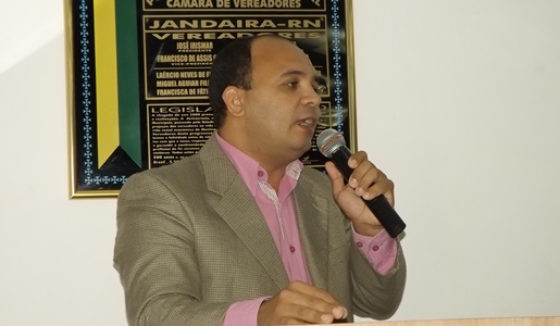 Radialista e publicitário Messias Araújo na Câmara Municipal de Jandaíra