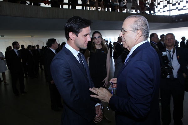 Deputado federal Rafael Motta e o secretário-geral do Ministério das Relações Exteriores, Marcos Galvão.